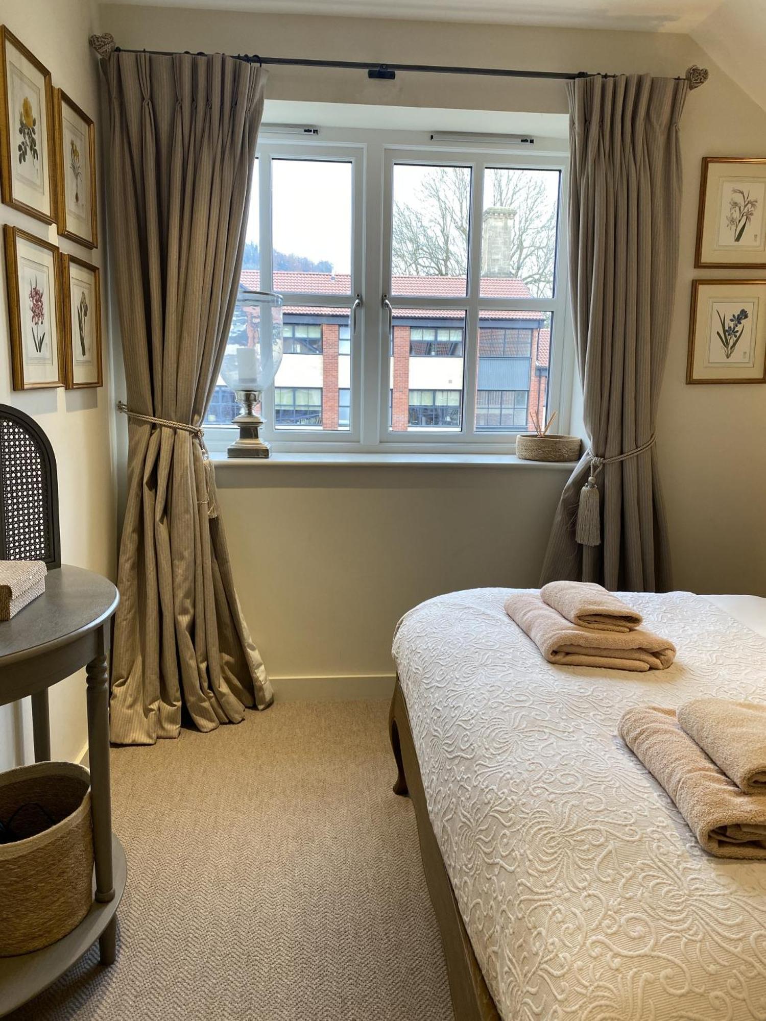 Walcot Yard With Parking, Bath Keys Apartment Luaran gambar