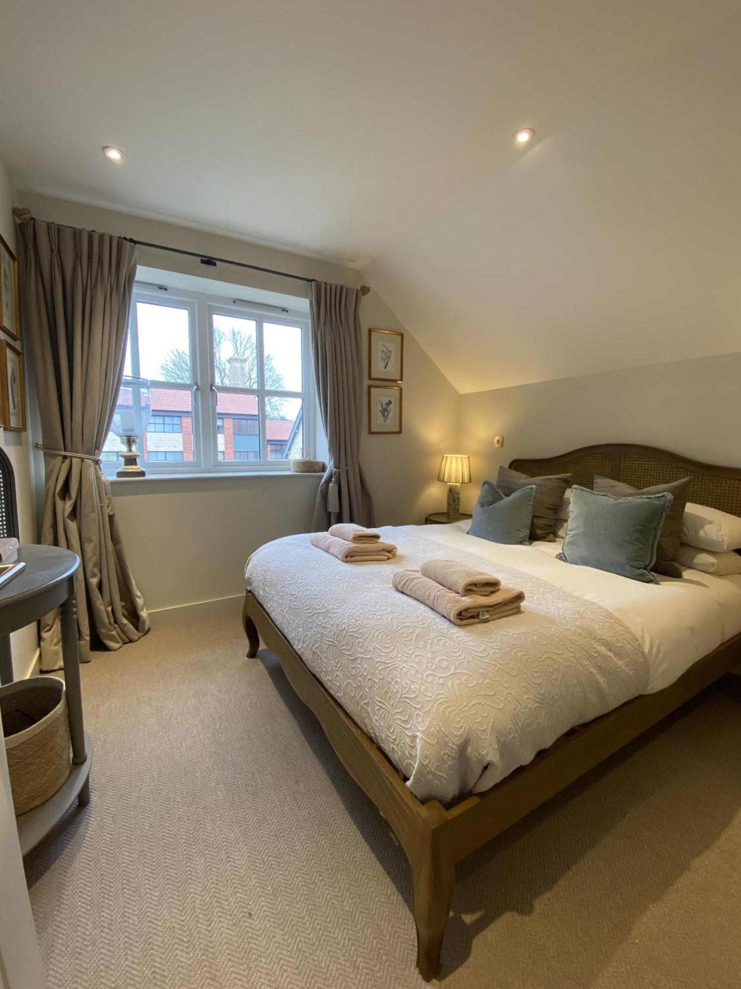 Walcot Yard With Parking, Bath Keys Apartment Luaran gambar
